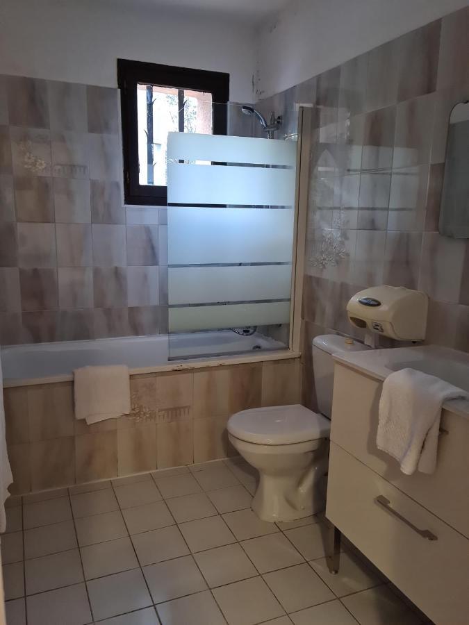 Auberge La Folie Sausset-les-Pins Buitenkant foto