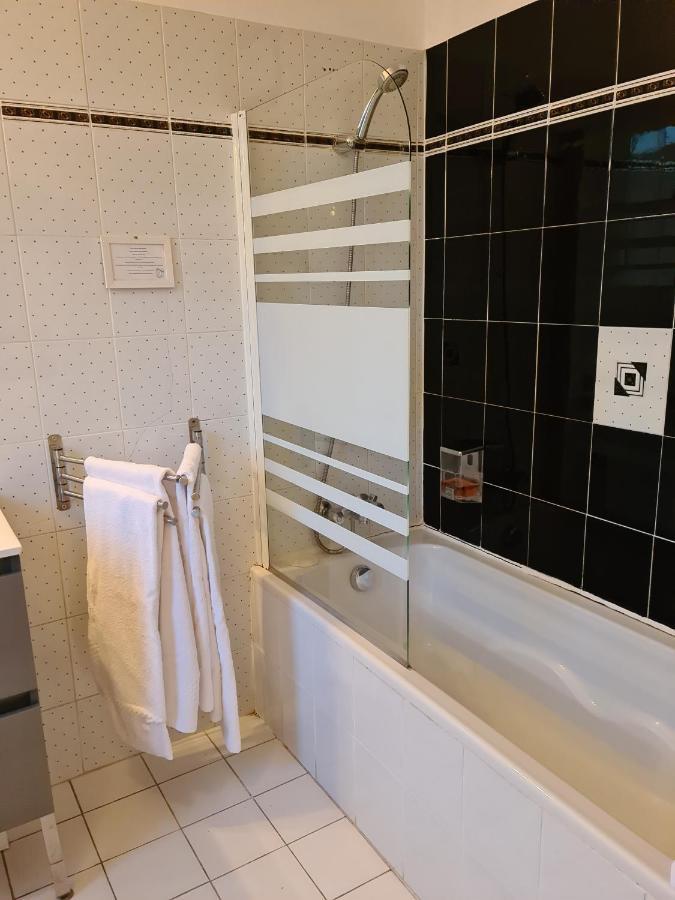 Auberge La Folie Sausset-les-Pins Buitenkant foto